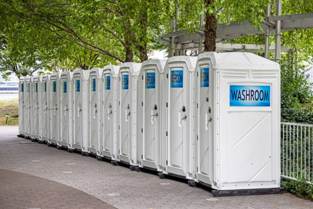 Best Portable restroom trailer rental  in Central Gardens, TX